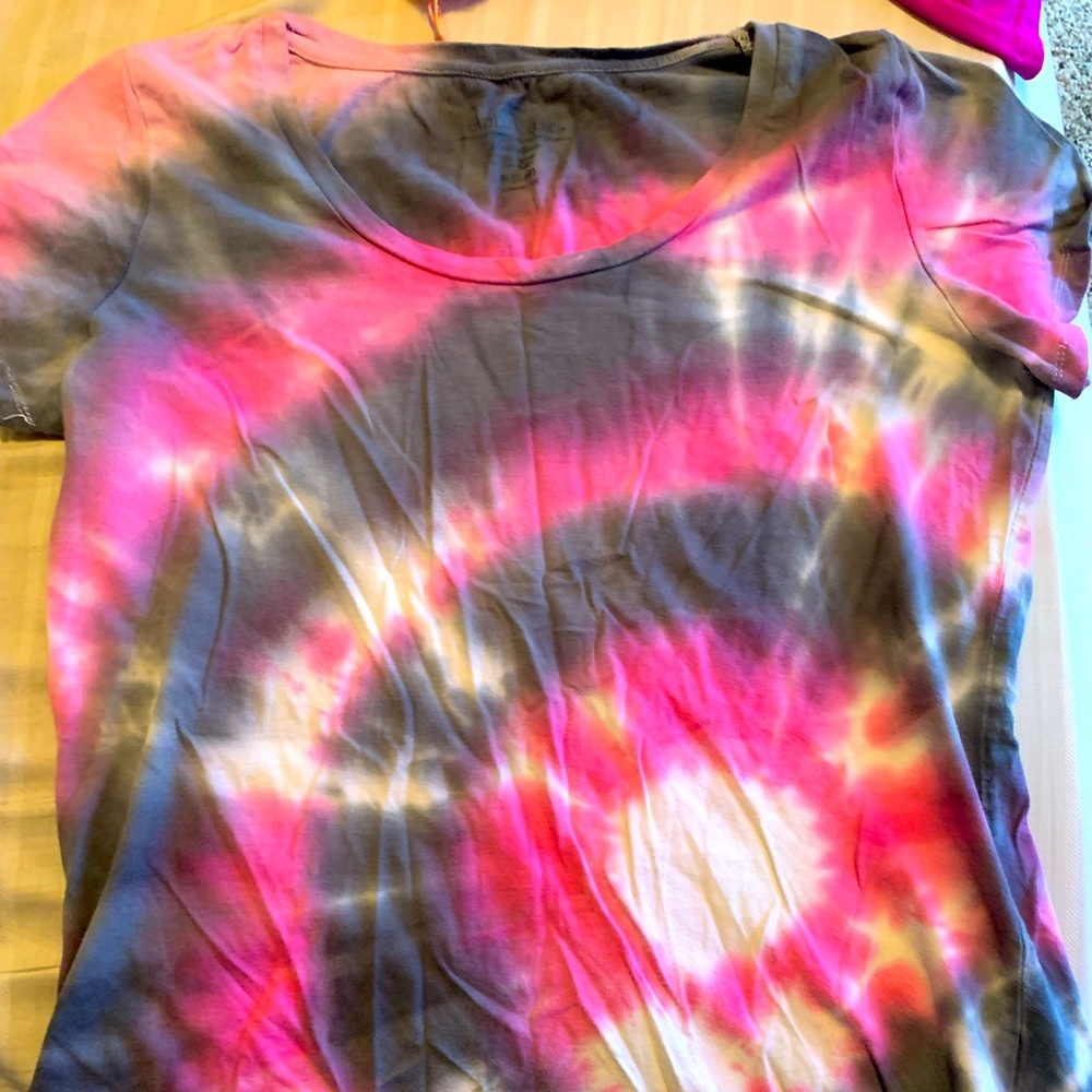 Faded Glory Tie-Dye T-shirt size Medium